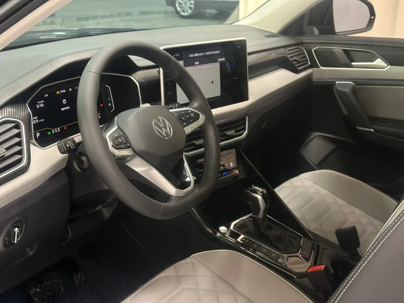 Volkswagen Tayron 2023 280TSI Two-wheel drive luxury Plus Advanced version interior photo 13 Volkswagen Tayron 2023 280TSI Two-wheel drive luxury Plus Advanced version interior photo 13