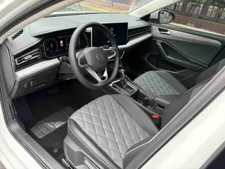 Volkswagen Sagitar 2023 280TSI DSG Premium Edition interior photo 8 Volkswagen Sagitar 2023 280TSI DSG Premium Edition interior photo 8