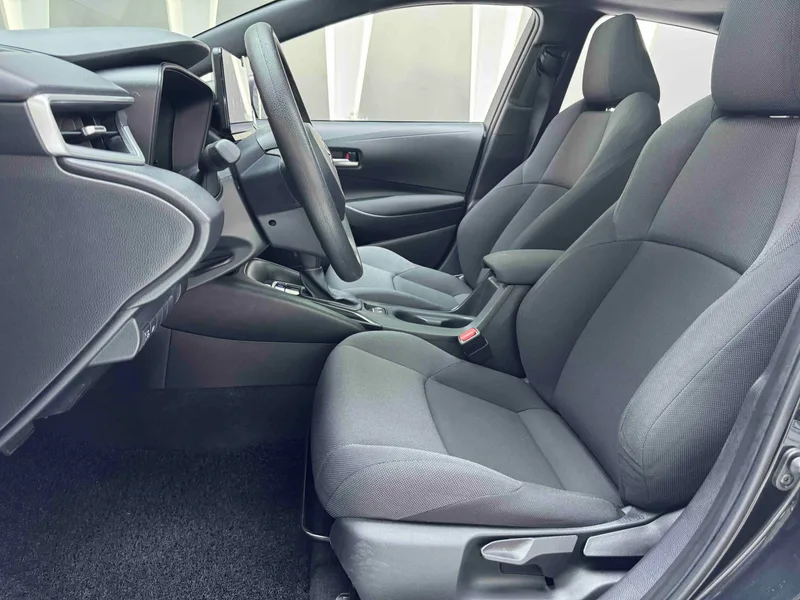 Toyota Levin 2021 185T CVT Luxury Edition interior photo 13 Toyota Levin 2021 185T CVT Luxury Edition interior photo 13