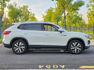 Volkswagen Tayron 2021 330TSI Two-wheel drive 30 Anniversary Edition exterior photo 7 Volkswagen Tayron 2021 330TSI Two-wheel drive 30 Anniversary Edition exterior photo 7