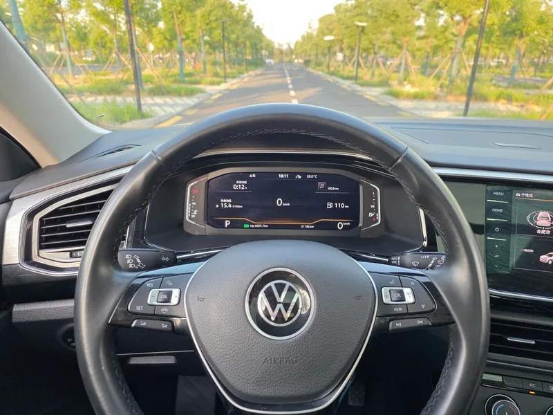 Volkswagen Tayron 2021 330TSI Two-wheel drive 30 Anniversary Edition interior photo 15 Volkswagen Tayron 2021 330TSI Two-wheel drive 30 Anniversary Edition interior photo 15