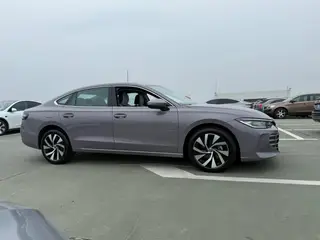 Volkswagen Passat 2025 Pro 300TSI Long Yao Edition exterior photo 4 Volkswagen Passat 2025 Pro 300TSI Long Yao Edition exterior photo 4