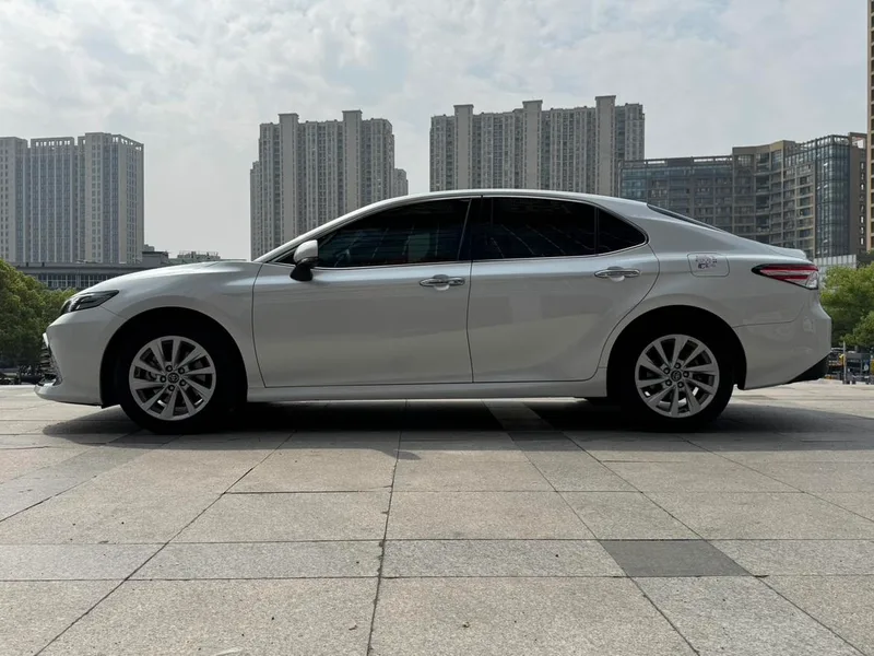 Toyota Camry 2021 2.0G Version de luxe extérieur photo 7 Toyota Camry 2021 2.0G Version de luxe extérieur photo 7