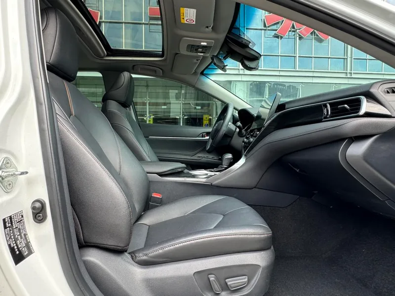 Toyota Camry 2021 2.0G Version de luxe intérieur photo 16 Toyota Camry 2021 2.0G Version de luxe intérieur photo 16