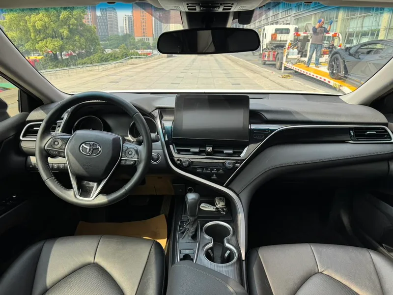 Toyota Camry 2021 2.0G Version de luxe intérieur photo 19 Toyota Camry 2021 2.0G Version de luxe intérieur photo 19
