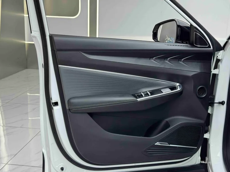 Geely Boyue 2023 Boyue COOL 1.5T Inteligente interior foto 12 Geely Boyue 2023 Boyue COOL 1.5T Inteligente interior foto 12