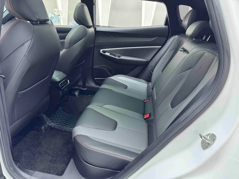 Geely Boyue 2023 Boyue COOL 1.5T Inteligente interior foto 14 Geely Boyue 2023 Boyue COOL 1.5T Inteligente interior foto 14