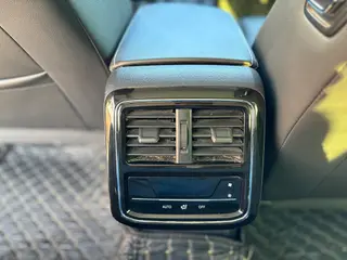 Volkswagen Passat 2023 330TSI Star Elite Edition interior photo 17 Volkswagen Passat 2023 330TSI Star Elite Edition interior photo 17