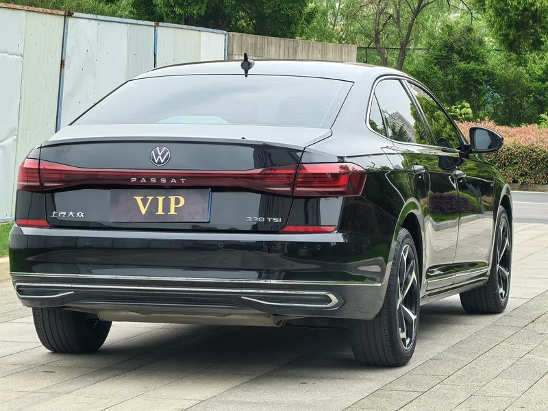 Volkswagen Passat 2023 330TSI Star Premium Edition exterior photo 6 Volkswagen Passat 2023 330TSI Star Premium Edition exterior photo 6