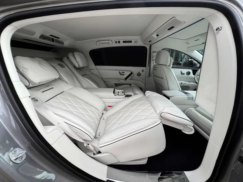 Maextro S800 2025 extended range Starshine Executive Edition 4 seat interior photo 13 Maextro S800 2025 extended range Starshine Executive Edition 4 seat interior photo 13