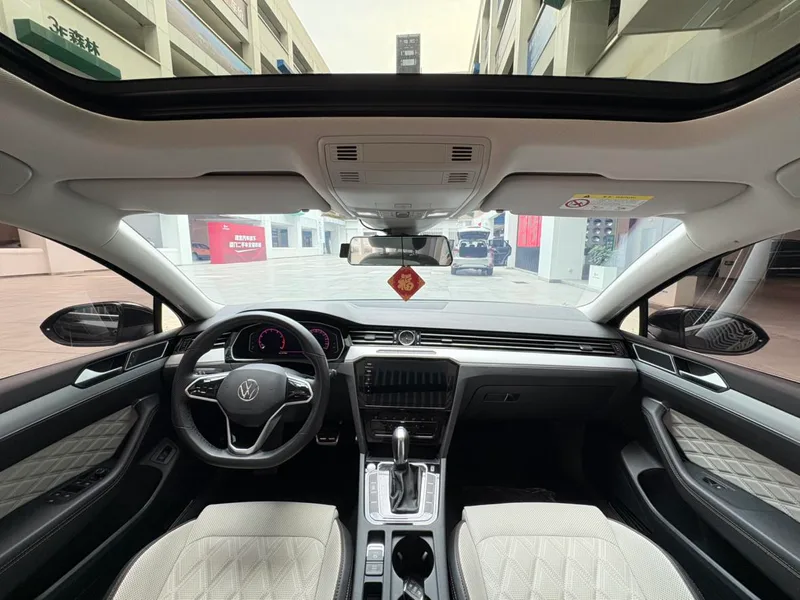 Volkswagen Magotan 2023 200 Dix mille éditions commémoratives 330TSI DSG Type de luxe extérieur photo 5 Volkswagen Magotan 2023 200 Dix mille éditions commémoratives 330TSI DSG Type de luxe extérieur photo 5
