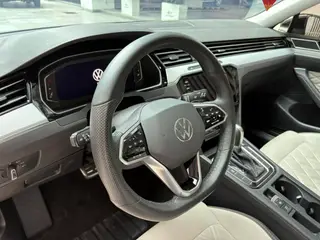 Volkswagen Magotan 2023 200 Dix mille éditions commémoratives 330TSI DSG Type de luxe extérieur photo 7 Volkswagen Magotan 2023 200 Dix mille éditions commémoratives 330TSI DSG Type de luxe extérieur photo 7