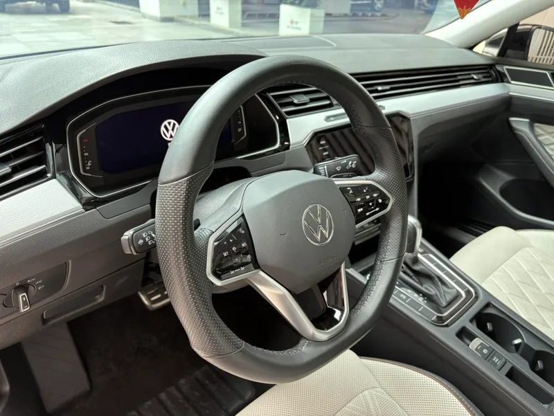 Volkswagen Magotan 2023 200 Dix mille éditions commémoratives 330TSI DSG Type de luxe extérieur photo 7 Volkswagen Magotan 2023 200 Dix mille éditions commémoratives 330TSI DSG Type de luxe extérieur photo 7