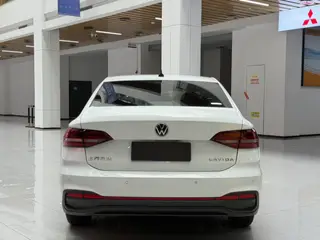 Volkswagen Lavida 2022 1.5L Automatic Fashion Edition exterior photo 5