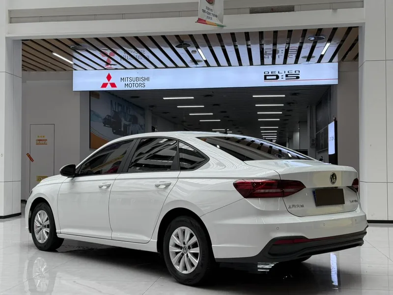 Volkswagen Lavida 2022 1.5L Automatic Fashion Edition exterior photo 6
