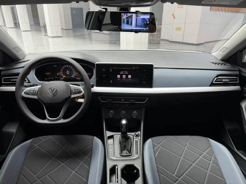 Volkswagen Lavida 2022 1.5L Automatic Fashion Edition interior photo 13