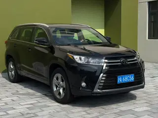Toyota Highlander 2018 2.0T Four-wheel drive Premium Edition 7 seat Country VI exterior photo 2 Toyota Highlander 2018 2.0T Four-wheel drive Premium Edition 7 seat Country VI exterior photo 2