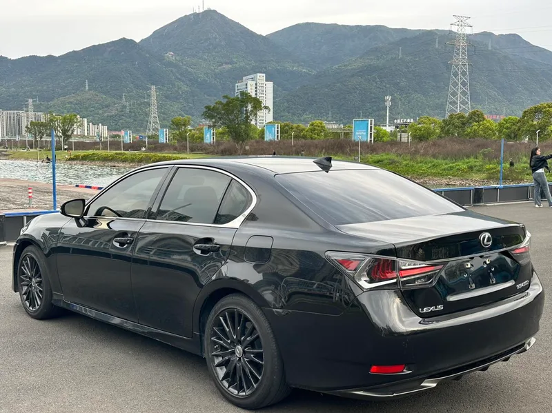 Lexus GS 2016 450h exterior foto 3 Lexus GS 2016 450h exterior foto 3
