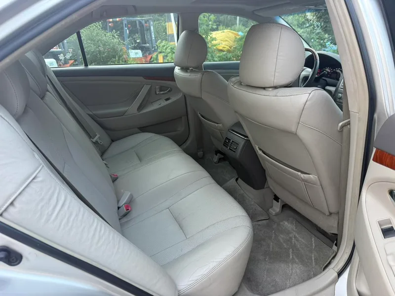Toyota Camry 2007 200G Luxury Edition interior photo 12 Toyota Camry 2007 200G Luxury Edition interior photo 12