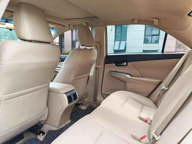 Toyota Camry 2012 Junrui 2.0S Version dynamique brillante extérieur photo 5 Toyota Camry 2012 Junrui 2.0S Version dynamique brillante extérieur photo 5