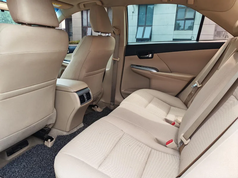 Toyota Camry 2012 Junrui 2.0S Version dynamique brillante extérieur photo 6 Toyota Camry 2012 Junrui 2.0S Version dynamique brillante extérieur photo 6