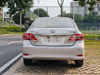 Toyota Corolla 2012 Versión deslumbrante 1.6L Automático GL exterior foto 7 Toyota Corolla 2012 Versión deslumbrante 1.6L Automático GL exterior foto 7