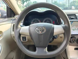 Toyota Corolla 2012 Versión deslumbrante 1.6L Automático GL interior foto 15 Toyota Corolla 2012 Versión deslumbrante 1.6L Automático GL interior foto 15