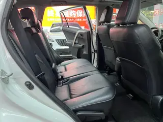 Toyota RAV4 2013 2.5L Edición Elite automática con tracción en las cuatro ruedas interior foto 10 Toyota RAV4 2013 2.5L Edición Elite automática con tracción en las cuatro ruedas interior foto 10