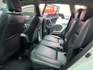Toyota RAV4 2013 2.5L Edición Elite automática con tracción en las cuatro ruedas interior foto 11 Toyota RAV4 2013 2.5L Edición Elite automática con tracción en las cuatro ruedas interior foto 11