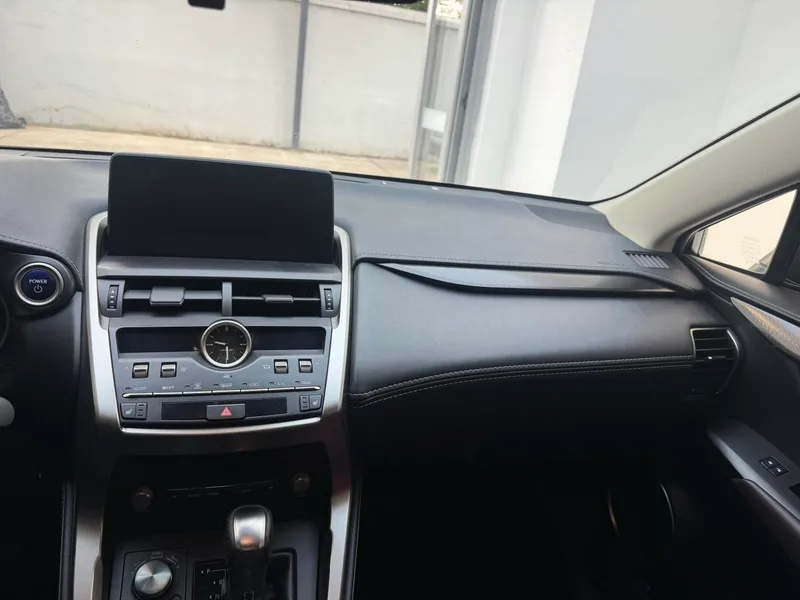 Lexus NX 2018 300h Precursor Fengshang Edition Country VI exterior photo 8 Lexus NX 2018 300h Precursor Fengshang Edition Country VI exterior photo 8