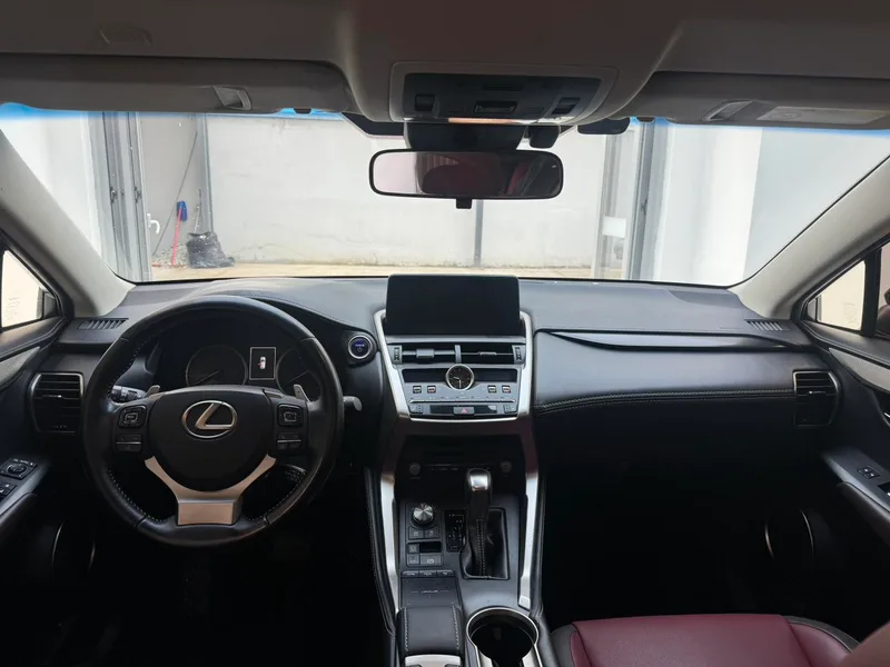 Lexus NX 2018 300h Precursor Fengshang Edition Country VI interior photo 12 Lexus NX 2018 300h Precursor Fengshang Edition Country VI interior photo 12