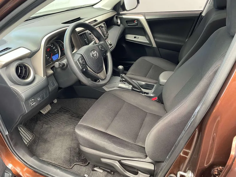 Toyota RAV4 2015 2.0L CVT Two-Drive Fashion Edition exterior photo 6 Toyota RAV4 2015 2.0L CVT Two-Drive Fashion Edition exterior photo 6
