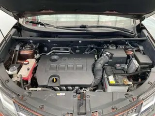 Toyota RAV4 2015 2.0L CVT Two-Drive Fashion Edition interior photo 16 Toyota RAV4 2015 2.0L CVT Two-Drive Fashion Edition interior photo 16