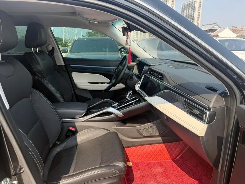 Geely Boyue 2022 Boyue X 1.8TD DCT Smart interior photo 8 Geely Boyue 2022 Boyue X 1.8TD DCT Smart interior photo 8