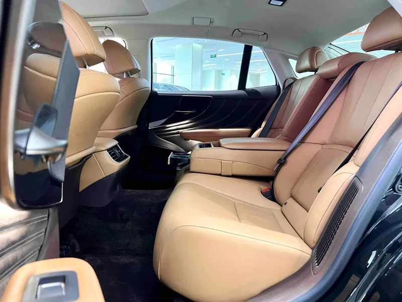Lexus LS 2020 500h Edición de excelencia País VI interior foto 8 Lexus LS 2020 500h Edición de excelencia País VI interior foto 8