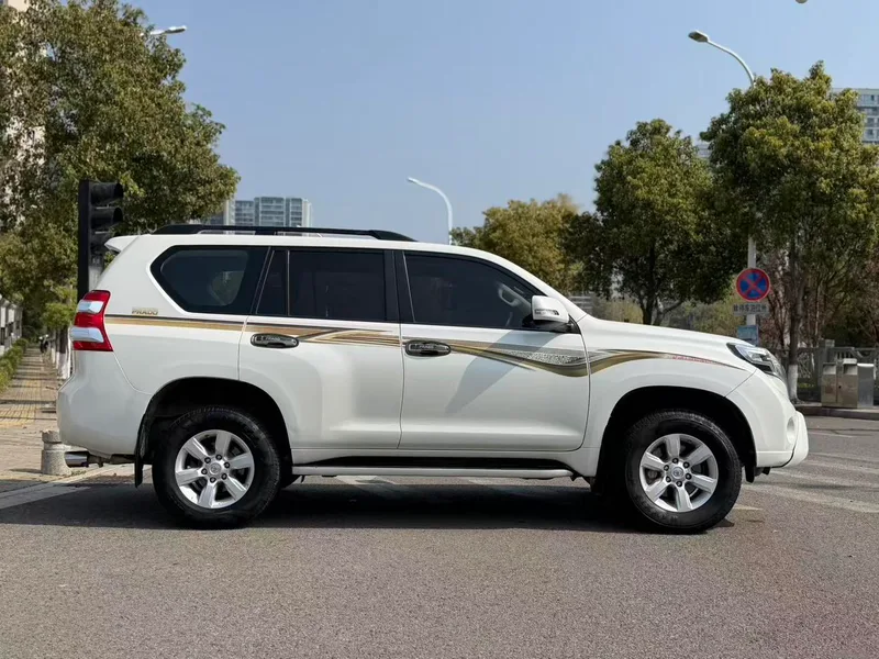 Toyota Prado 2018 3.5L Automatic TX-L NAVI exterior photo 3 Toyota Prado 2018 3.5L Automatic TX-L NAVI exterior photo 3