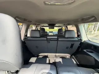 Toyota Prado 2018 3.5L Automatic TX-L NAVI interior photo 7 Toyota Prado 2018 3.5L Automatic TX-L NAVI interior photo 7