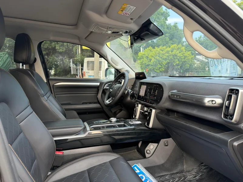 Haval Big Dog 2022 1.5T Two-wheel drive Labrador Edition interior photo 9 Haval Big Dog 2022 1.5T Two-wheel drive Labrador Edition interior photo 9