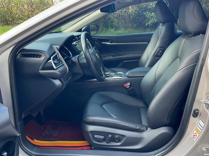 Toyota Camry 2018 2.0G Luxury Edition interior photo 14 Toyota Camry 2018 2.0G Luxury Edition interior photo 14