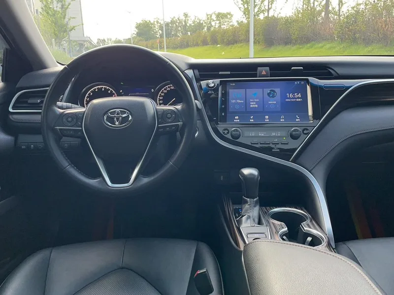 Toyota Camry 2018 2.0G Luxury Edition interior photo 20 Toyota Camry 2018 2.0G Luxury Edition interior photo 20