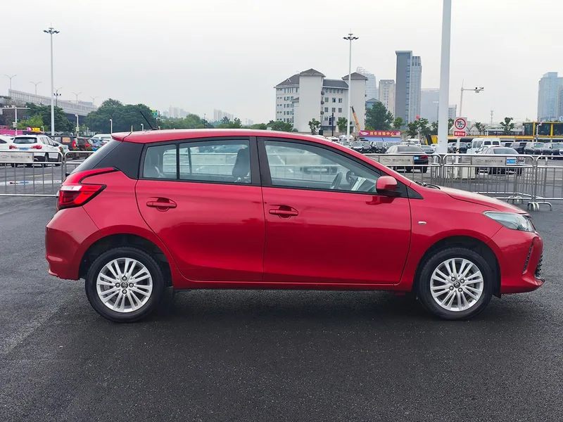 Toyota Vios FS 2017 1.5L CVT Version Feng Chao extérieur photo 4 Toyota Vios FS 2017 1.5L CVT Version Feng Chao extérieur photo 4