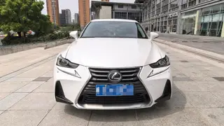 Lexus IS 2017 300 Versión líder exterior foto 2 Lexus IS 2017 300 Versión líder exterior foto 2