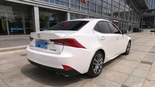 Lexus IS 2017 300 Versión líder exterior foto 4 Lexus IS 2017 300 Versión líder exterior foto 4