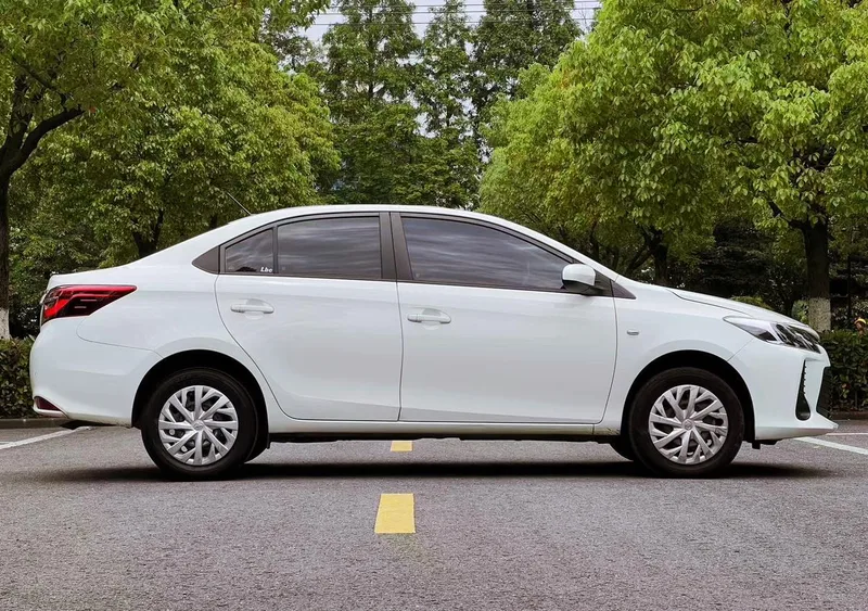 Toyota Vios 2021 1.5L CVT Version de création extérieur photo 4 Toyota Vios 2021 1.5L CVT Version de création extérieur photo 4