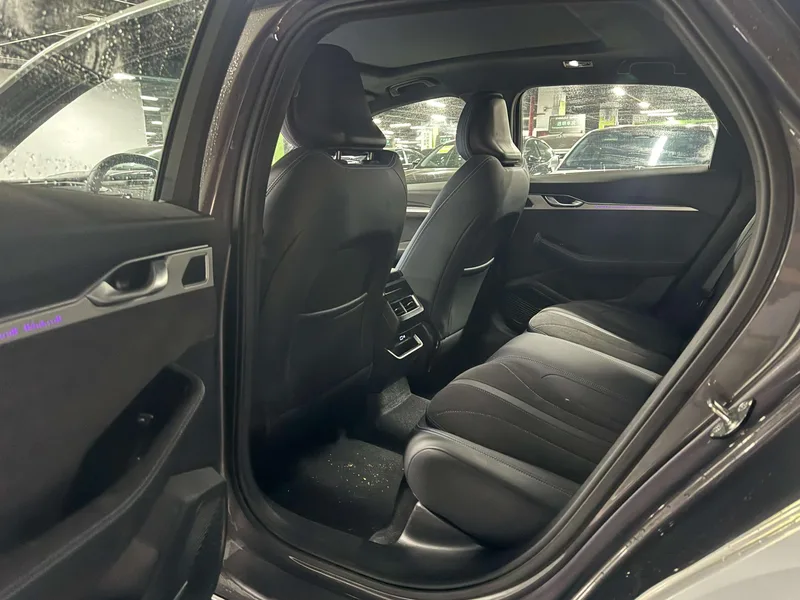 Geely Preface 2025 2.0T Oriental Yao full moon version exterior photo 5 Geely Preface 2025 2.0T Oriental Yao full moon version exterior photo 5
