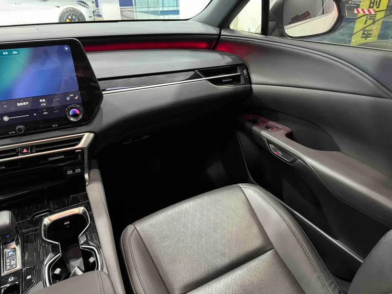 Lexus RX 2023 350h Four-wheel drive alcohol version interior photo 19 Lexus RX 2023 350h Four-wheel drive alcohol version interior photo 19