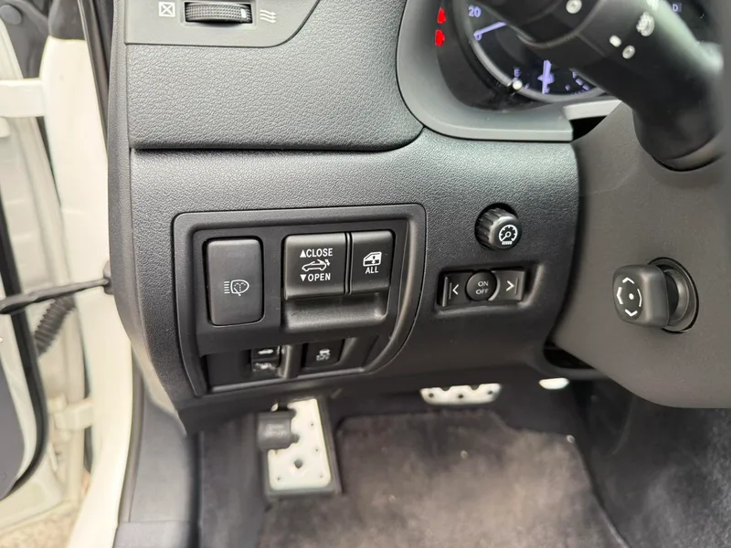 Lexus IS 2011 250C exterior photo 8 Lexus IS 2011 250C exterior photo 8