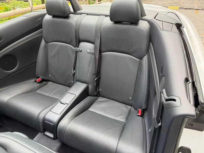 Lexus IS 2011 250C interior photo 13 Lexus IS 2011 250C interior photo 13