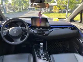 Toyota C-HR 2020 2.0L Version leader intérieur photo 7 Toyota C-HR 2020 2.0L Version leader intérieur photo 7