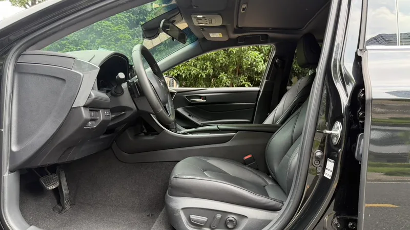Toyota Avalon 2021 2.5L Version de luxe extérieur photo 10 Toyota Avalon 2021 2.5L Version de luxe extérieur photo 10